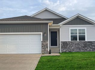 504 Quetzal Dr, Norwalk, IA 50211