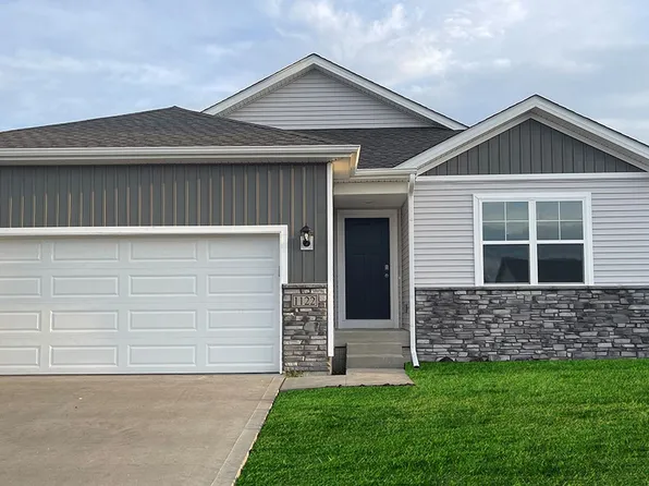 2376 SE Creekhill Way, West Des Moines, IA 50265