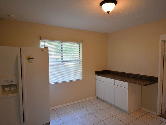 2nd image of 319 Montgomery Ave