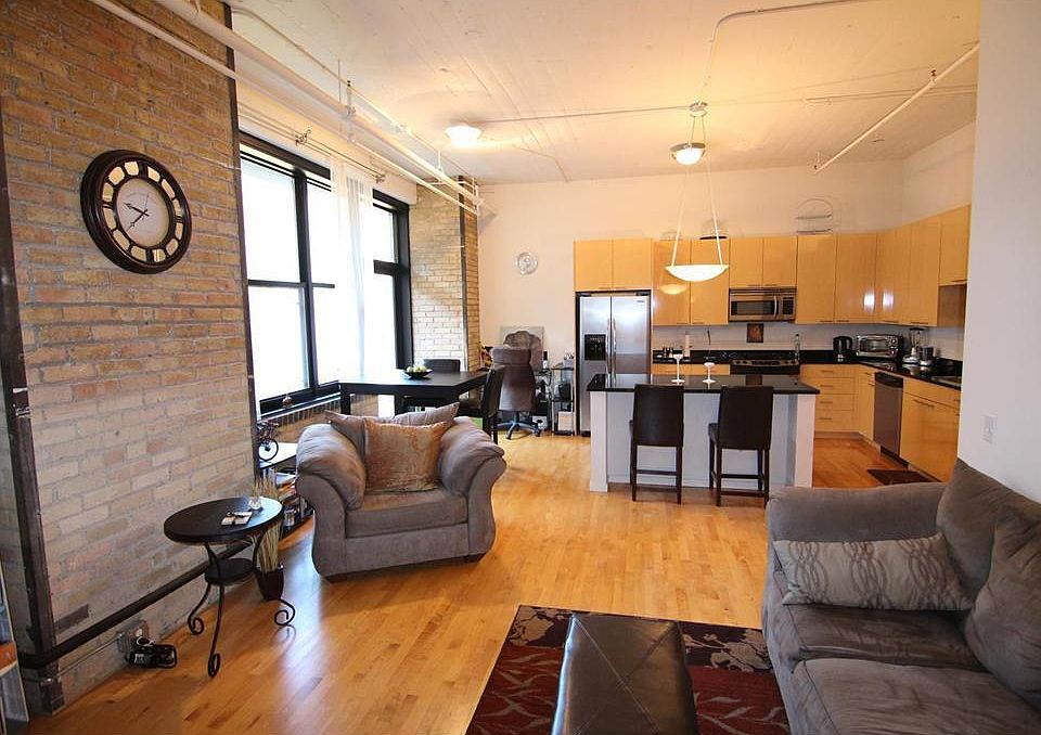 1st image of 290 Market St Unit 412