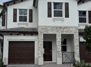 2527 SE 29th St, Homestead, FL 33035