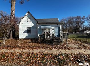1838 S 19th St, Springfield, IL 62703