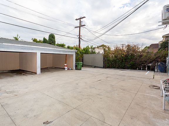 5th image of 1344 N Alta Vista Blvd #1350
