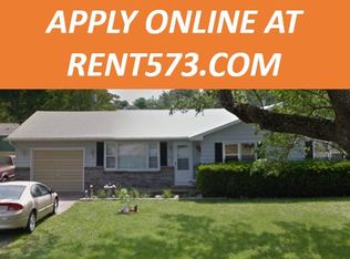 728 S Pool St, Centralia, MO 65240