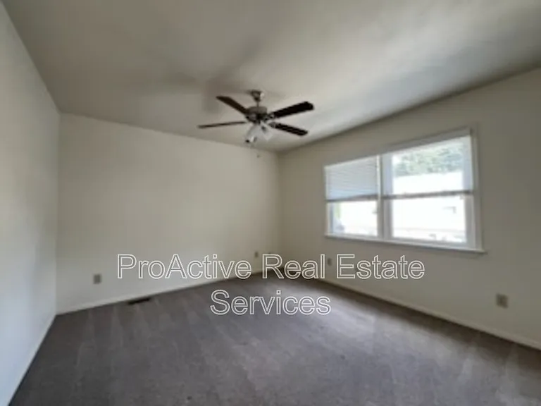 3021 Luxembourg St #A — Photo 20