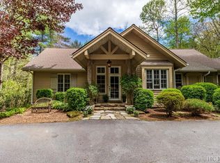 107 Country Club Estates Dr, Cashiers, NC 28774