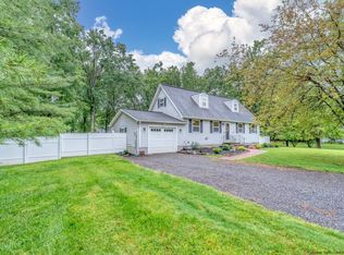 14 Elizabeth Dr, Tivoli, NY 12583