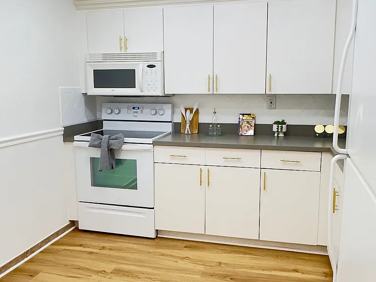 8280 SW 24th St #731 — Photo 6