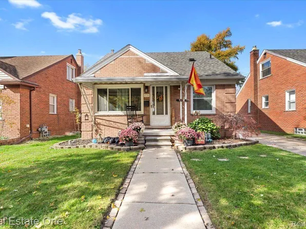 8336 Rosedale Blvd, Allen Park, MI 48101