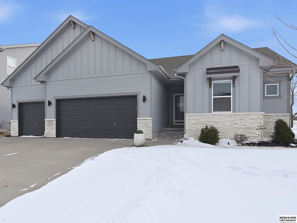 1st image of 17013 Centennial Rd