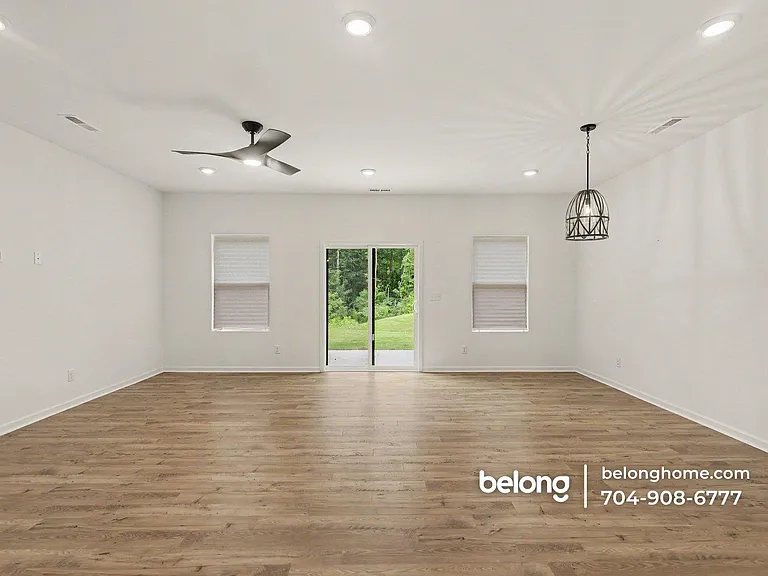 11408 Magpie Ct — Photo 5