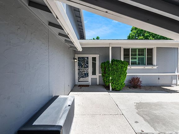 2nd image of 1709 Palmwood Ct