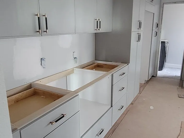 1103 Alberta Ave — Photo 13
