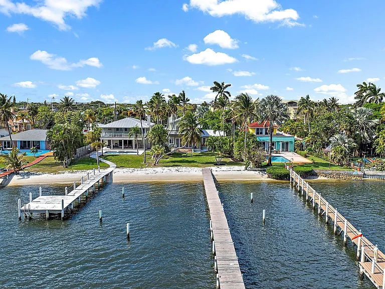 122 S Lake Dr — Photo 4