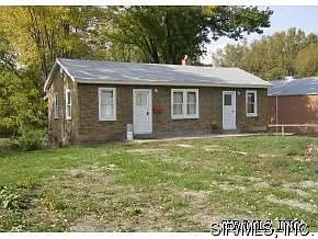 743 Voge St photo 1