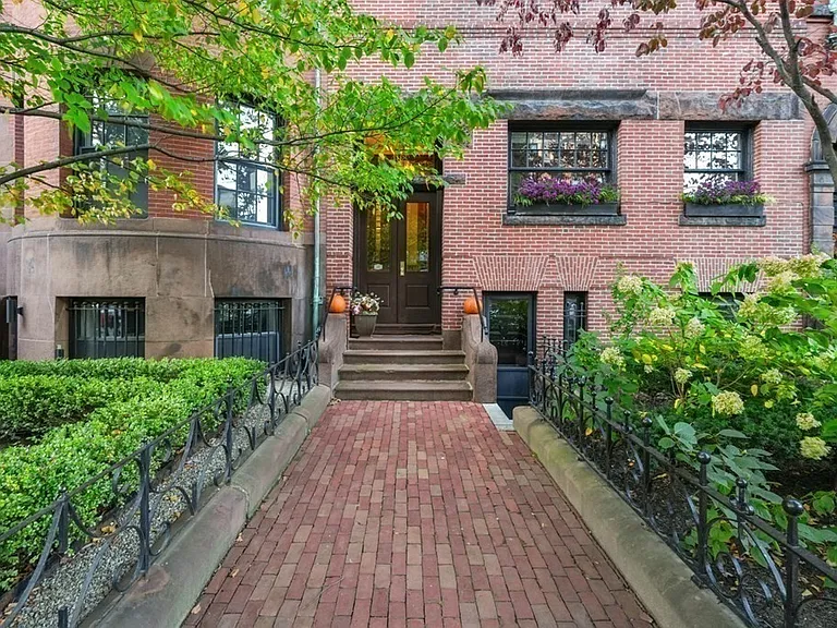 408 Beacon St #1 — Photo 30