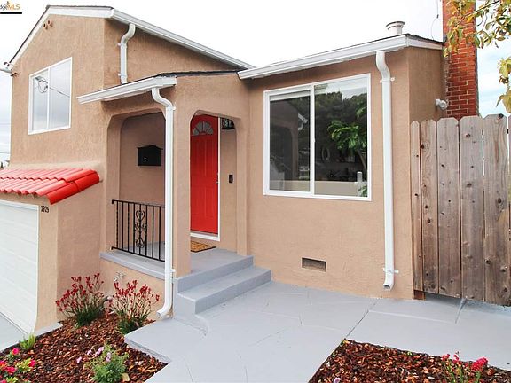 2nd image of 2925 San Luis St
