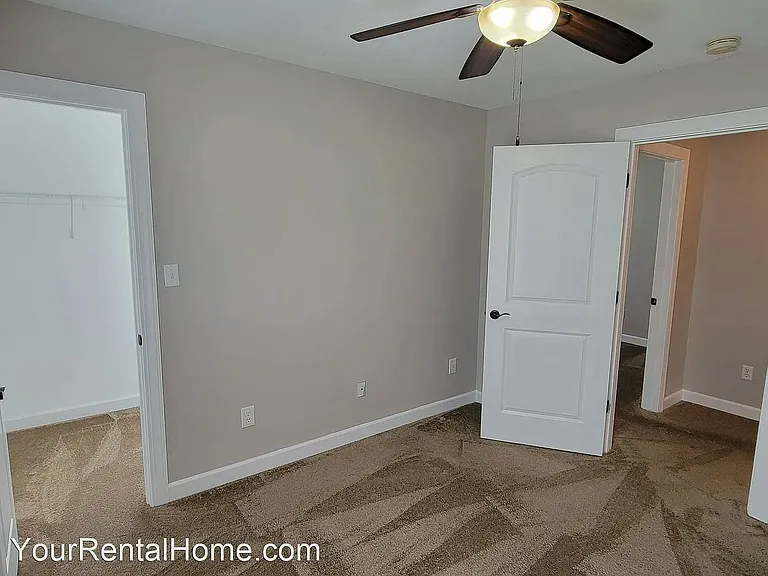 82 Grove Hill Ln — Photo 18