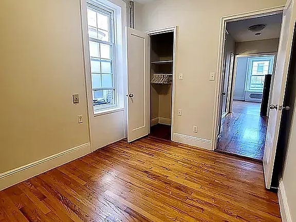 5th image of 226 E 59th St #5U