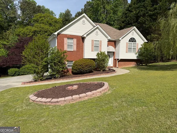 130 Orchard Way SE, Calhoun, GA 30701