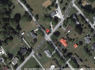 521 Tionesta Dr, Jacksboro, TN 37757