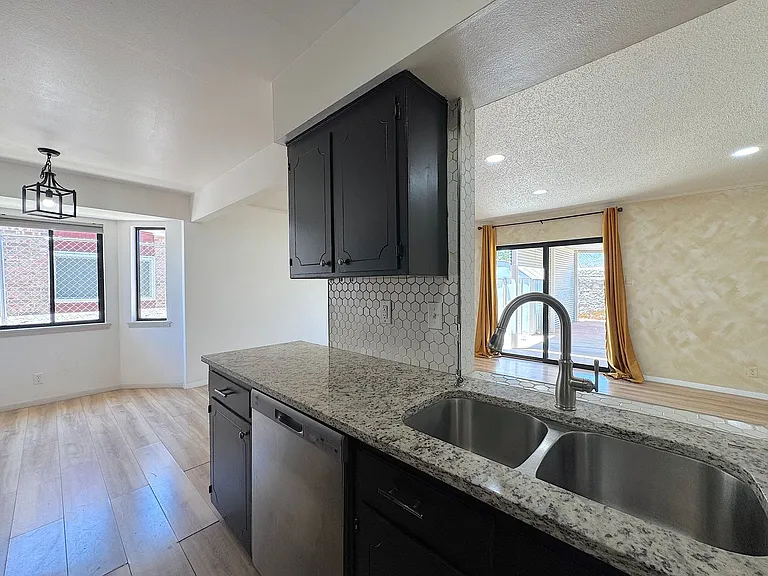 10617 Josie Pl — Photo 16