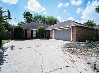 13419 Pantano Dr, Houston, TX 77065