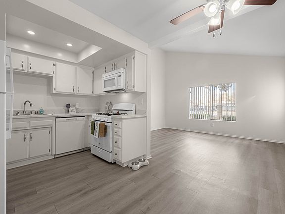 5th image of 43253 20th St W #3