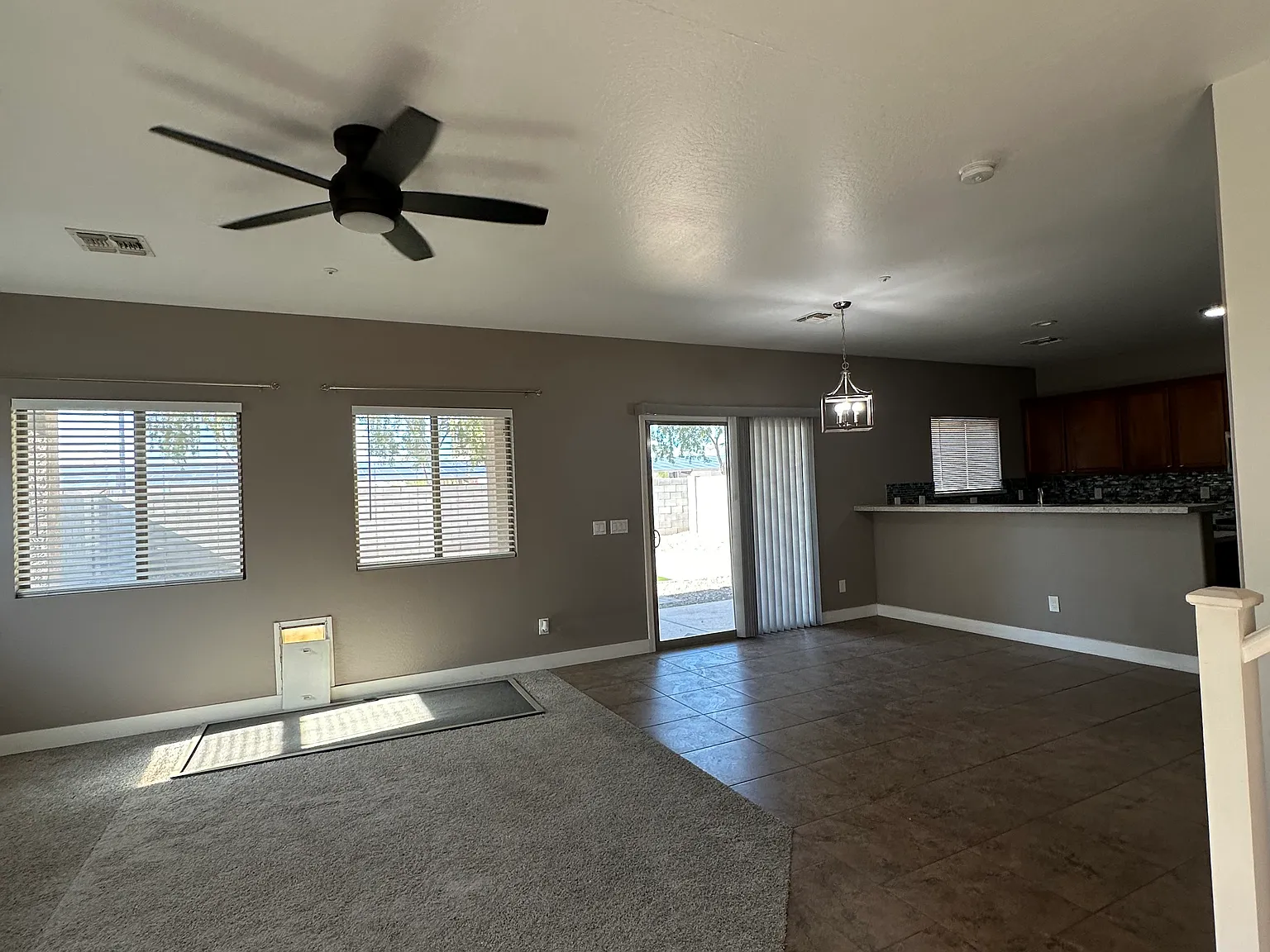 4 bed, 2173 sqft, $2,500 — Photo 3