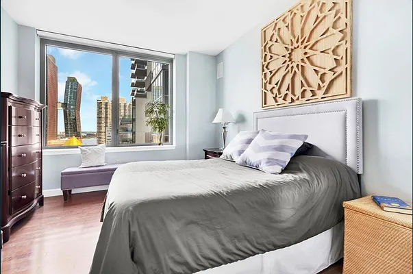 Rented by Cooper & Cooper Real Estate | media 14