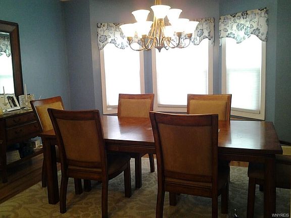 5th image of 8812 Pear Ave