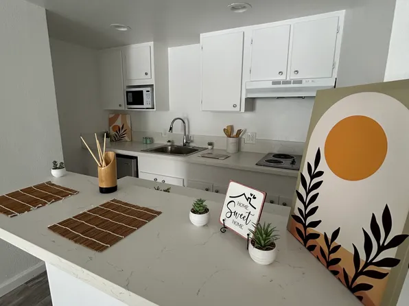 14630 Gault St APT 7, Van Nuys, CA 91405