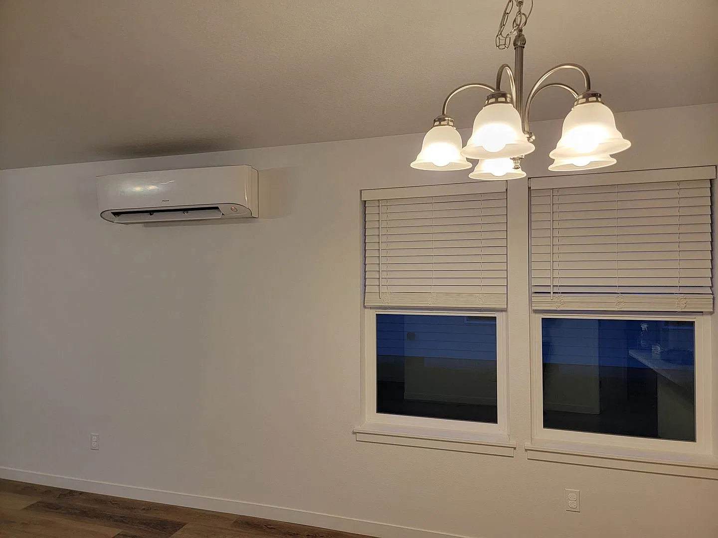 Winlock Newer Construction Home for Lease - 604 Roundtree Blvd — Photo 4