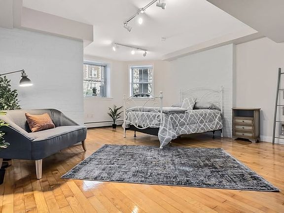 2nd image of 4 Arlington St #4-10