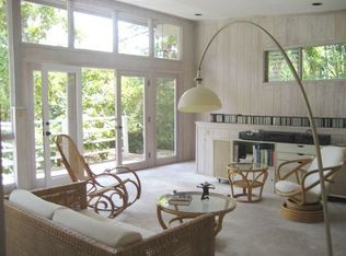 431 W Rustic Rd, Santa Monica, CA 90402