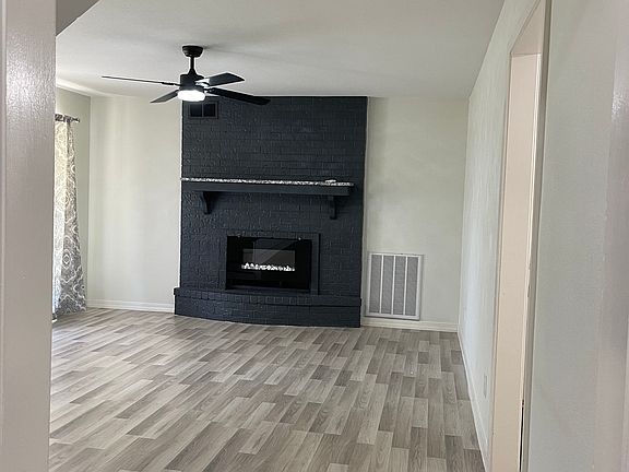 4th image of 1506 Donovan St
