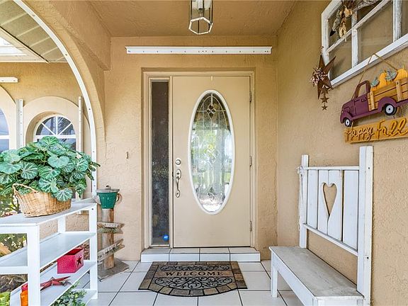 3rd image of 35 NW 30th Pl