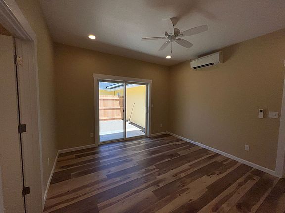 5th image of 593 & 599 Oak Knoll Dr #88c2490b8