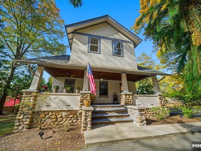 39 Highview Ave, Park Ridge, NJ, 07656