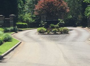 3989 Copperhead Rd, Acworth, GA 30102