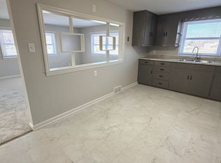 1739 N Main St #5B9200531, West Bend, WI 53090