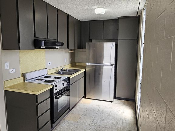 3rd image of 906 Lehua Ave #C401