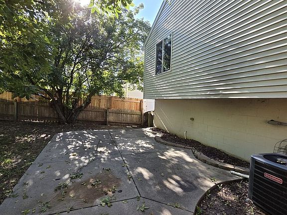 2nd image of 7407 S 176th Cir