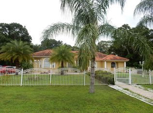 7913 Golden Glenn Pl, Tampa, FL 33615