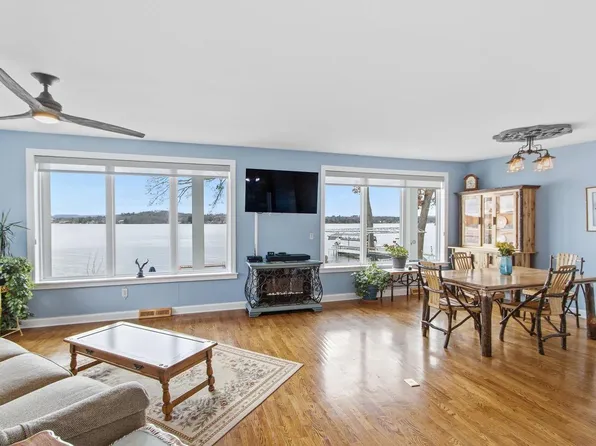 E13609 Idlewild Road, Merrimac, WI 53561