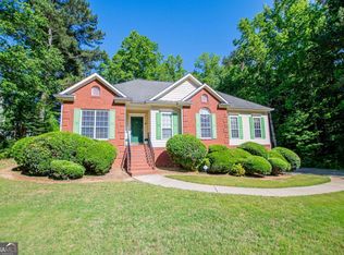 1294 Windsor Glen Dr, Douglasville, GA 30134