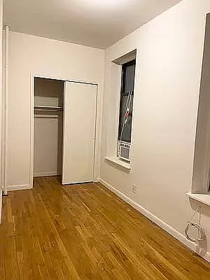 Rented by Jonis Realty | media 5