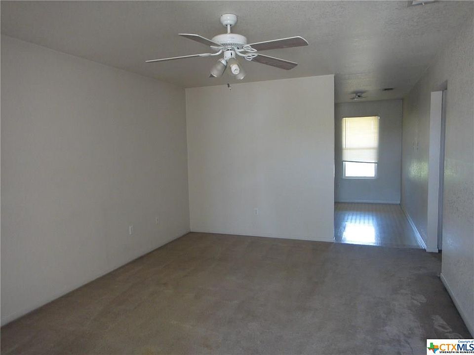 2nd image of 203 W Anderson Ave #A-d