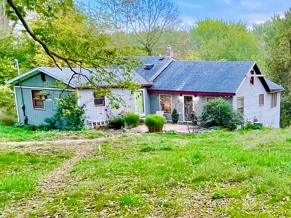 1st image of 4362 Water St