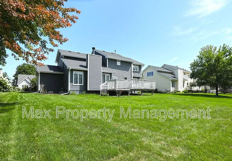 8200 Northview Dr — Photo 36